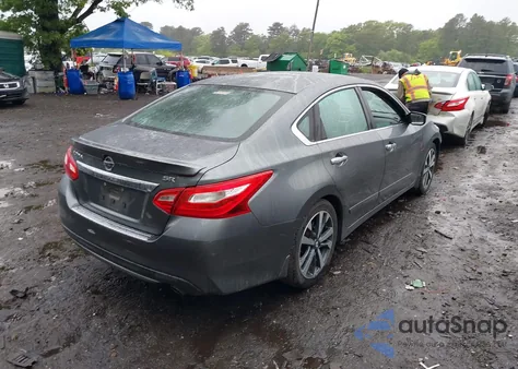 2016 Nissan Altima 2.5 Sr из США, поврежденный, VIN 1N4AL3AP7GC167592